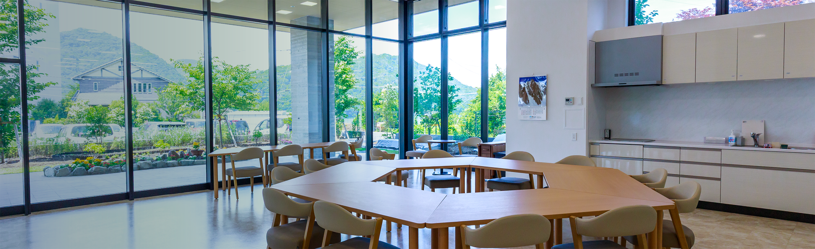 施設内のダイニング風景